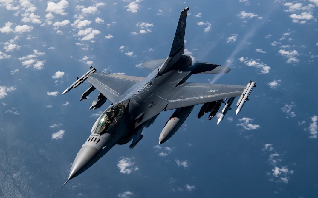 Máy bay tiêm kích F-16 gửi tới Ukraine: Hiệu quả hay lãng phí thời gian?